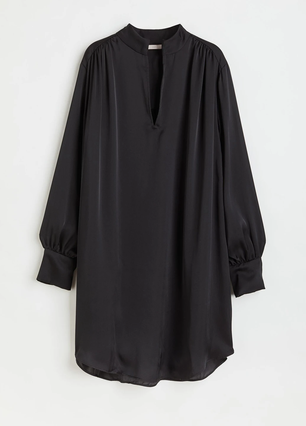 Черное кэжуал платье H&M однотонное