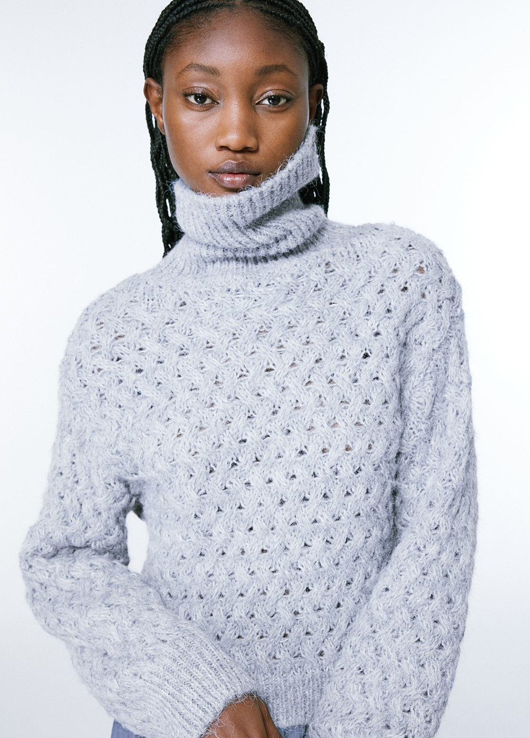 Светло-серый зимний свитер H&M