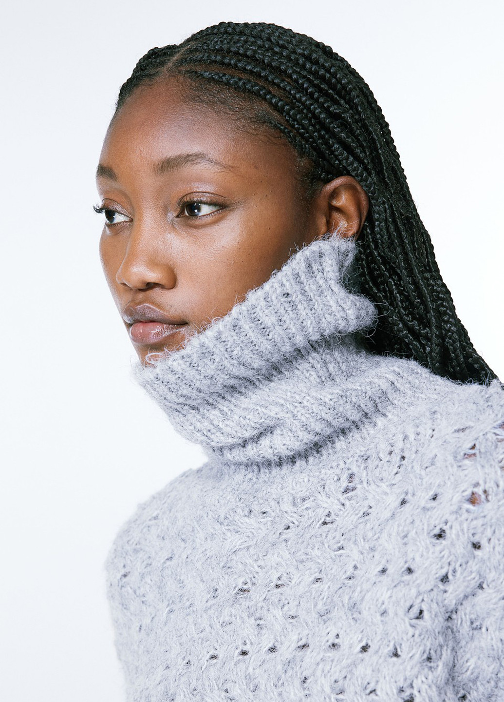 Светло-серый зимний свитер H&M