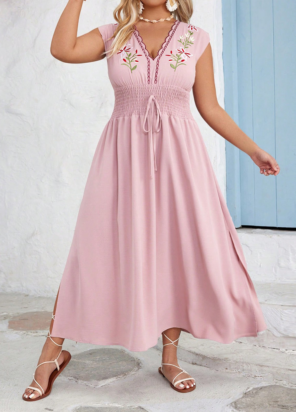 Светло-розовое кэжуал платье в стиле ампир SHEIN однотонное