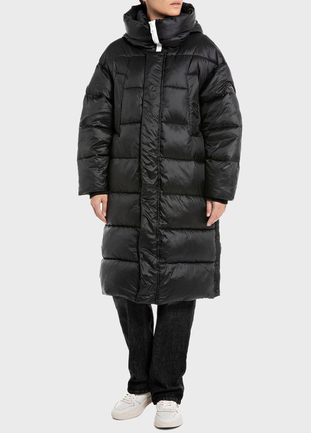 Чорна зимня куртка Replay