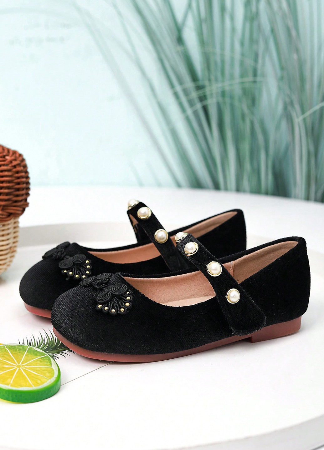 Черные туфли на низком каблуке SHEIN