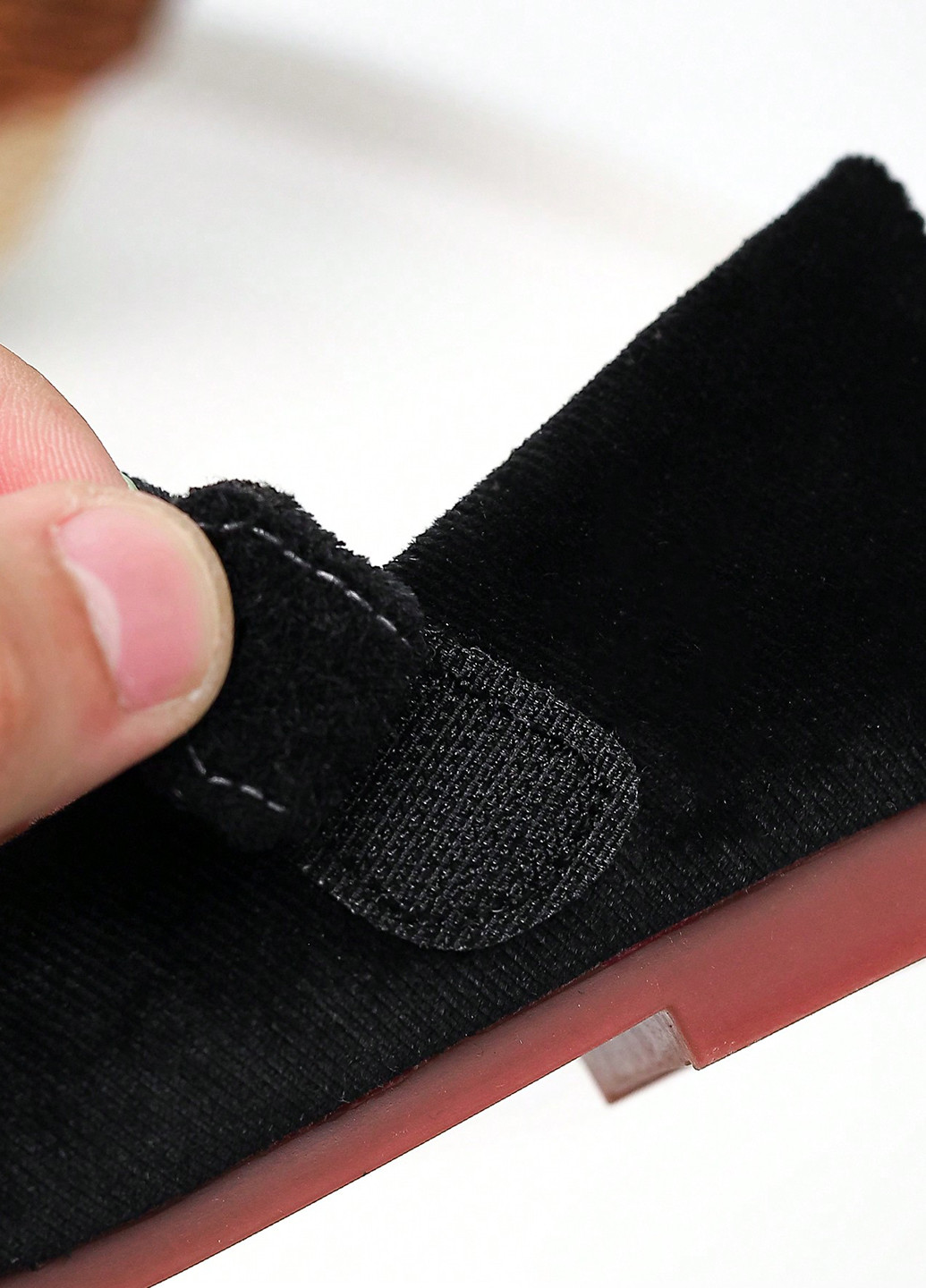 Черные туфли на низком каблуке SHEIN