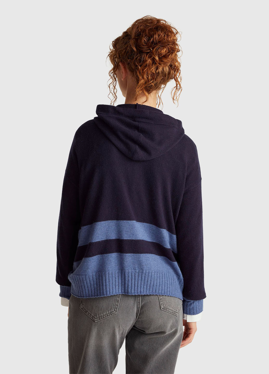 Темно-синий демисезонный свитер United Colors of Benetton