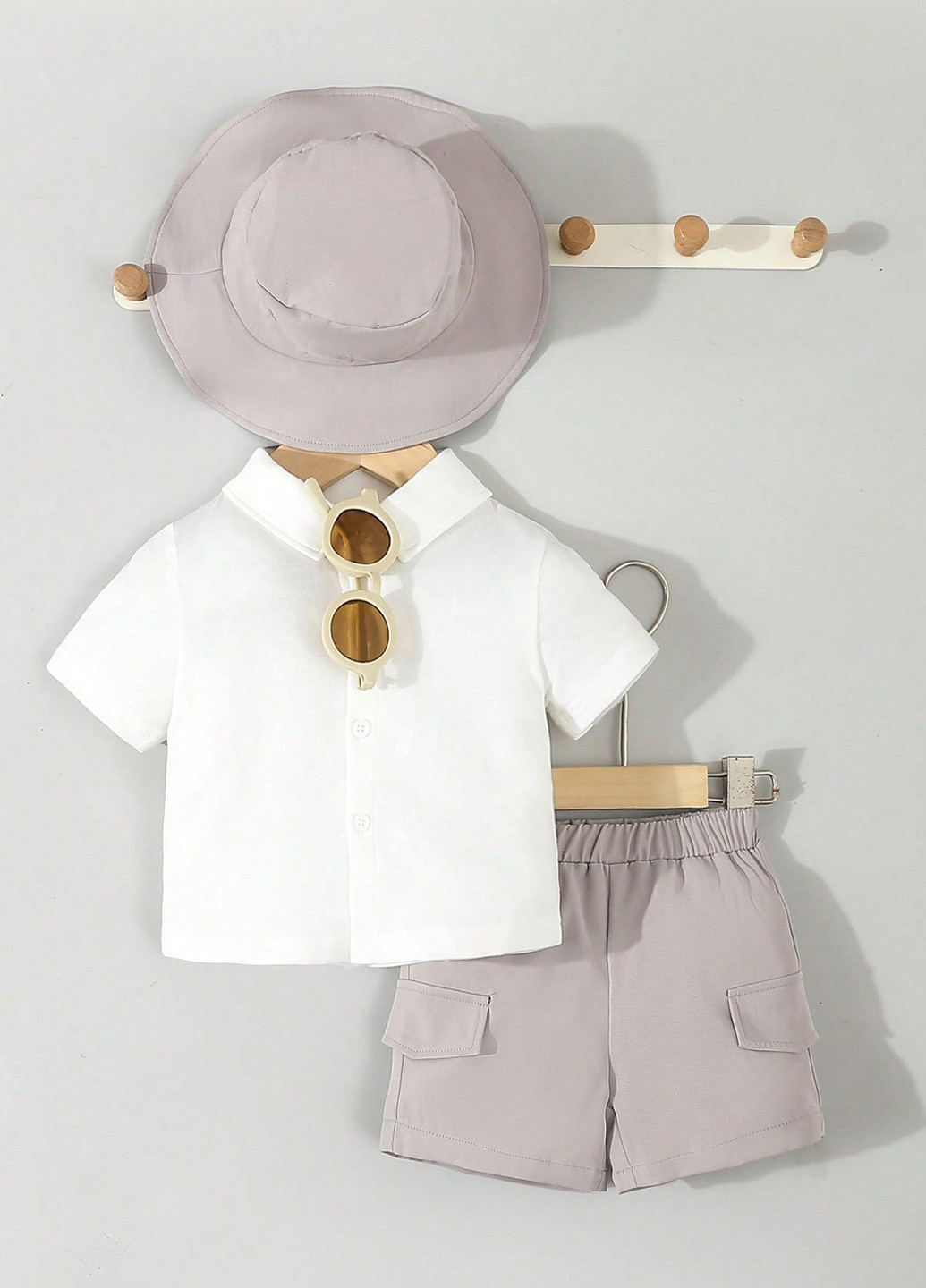 Комбинированный летний комплект (рубашка, шорты, панама) SHEIN