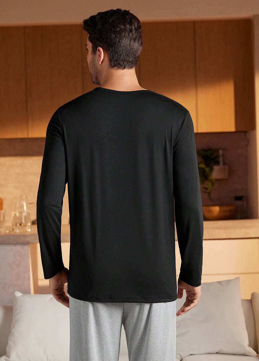 Черный демисезонный домашний лонгслив SHEIN с надписями