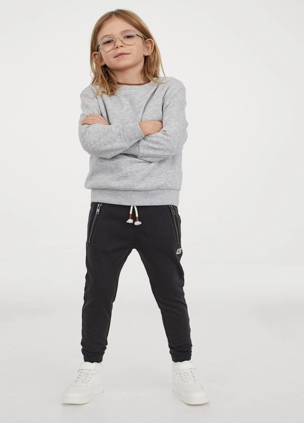 Черные спортивные демисезонные брюки H&M