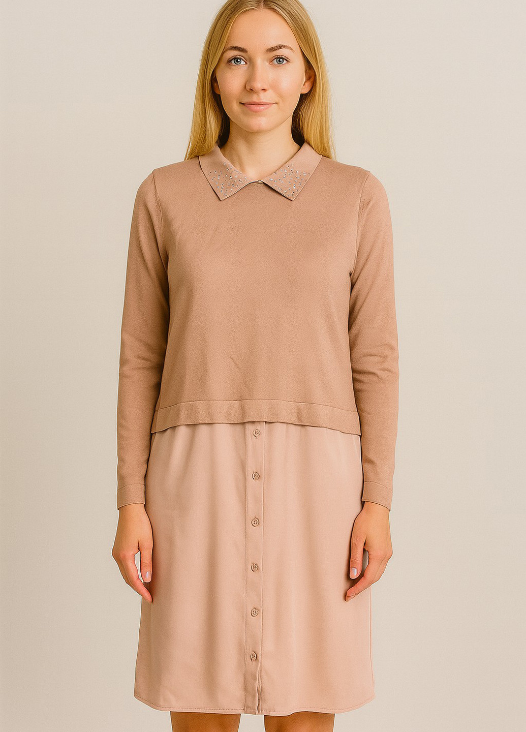 Пудровое кэжуал платье платье-свитшот Sassofono однотонное