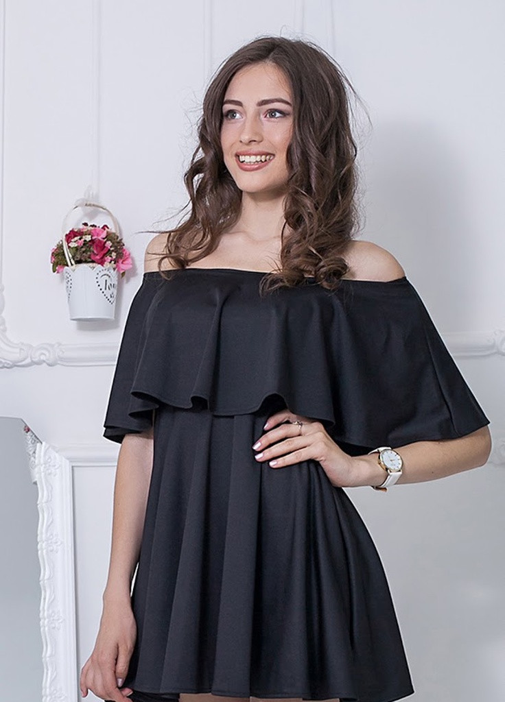Черное кэжуал симпатичное свободное платье со спущенными плечами и баской nicole украина, черный Podium однотонное