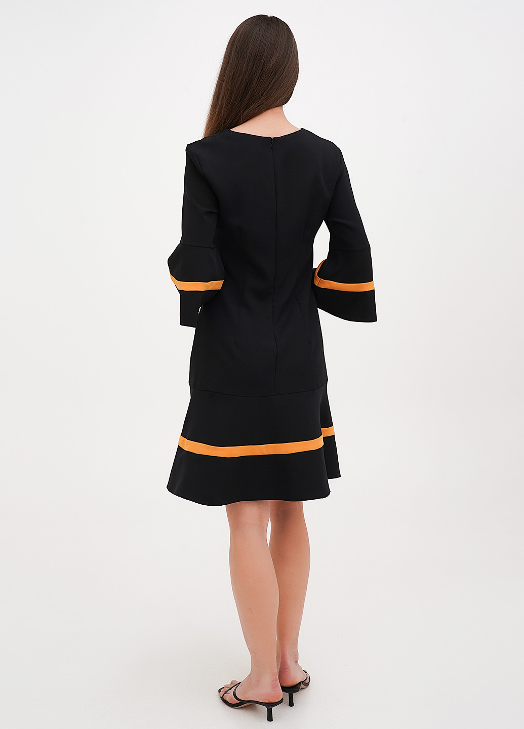 Чорна кежуал сукня а-силует Vicolo однотонна