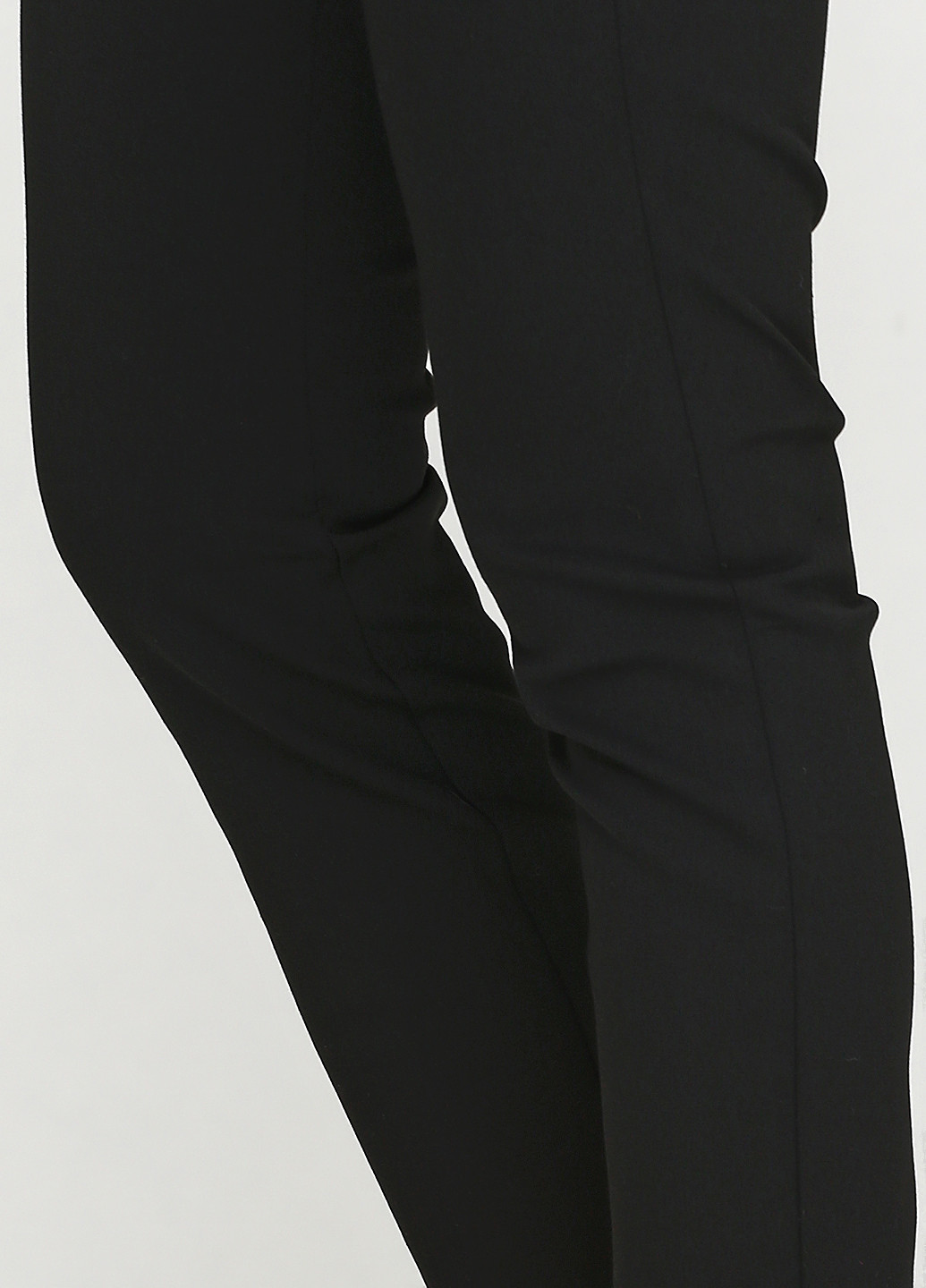 Черные кэжуал демисезонные зауженные брюки Selected