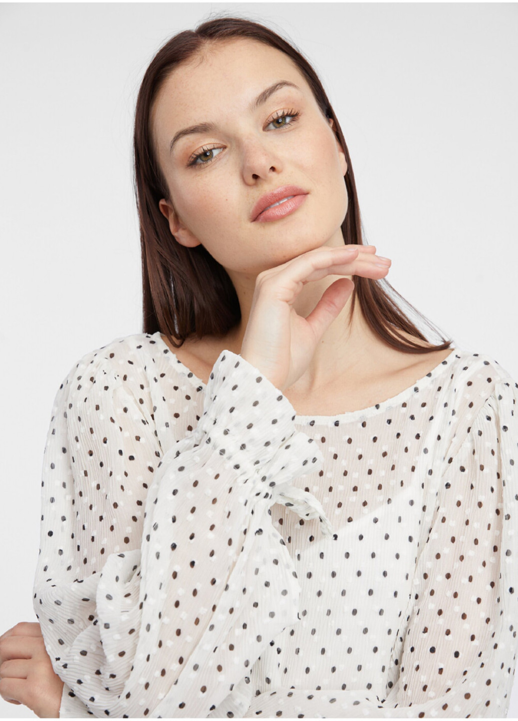 Молочна блуза Orsay