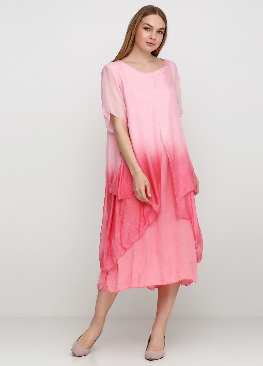 Рожева кежуал сукня F 4 з градієнтом