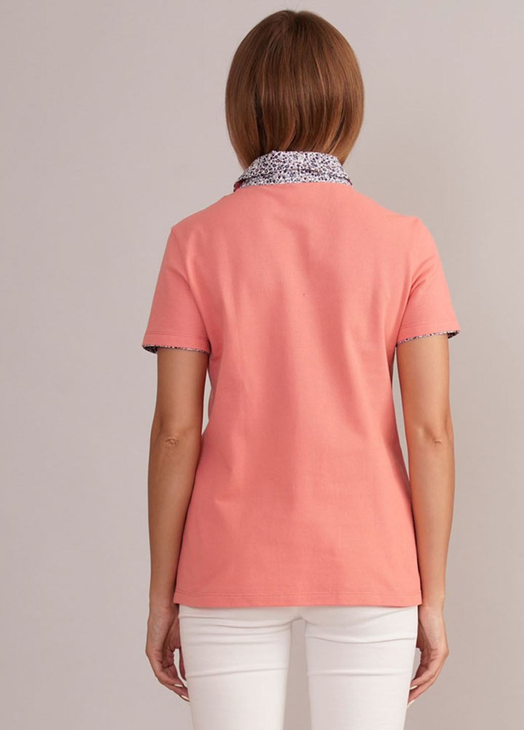 Персиковая женская футболка-поло Promin. однотонная