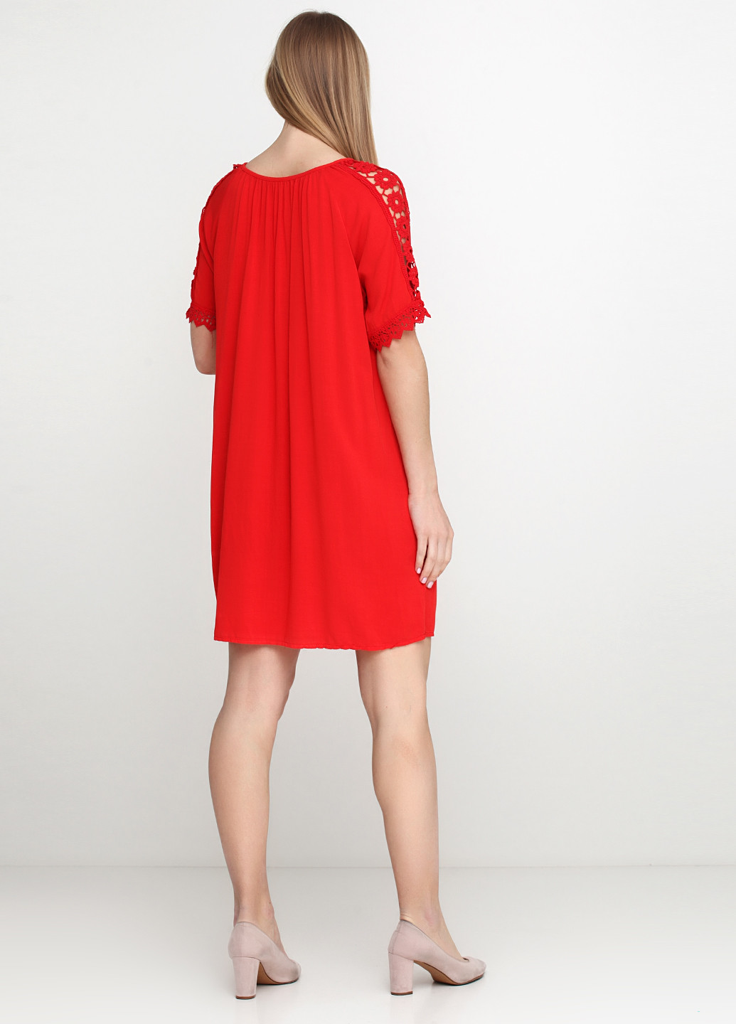 Красное кэжуал платье A-1 однотонное