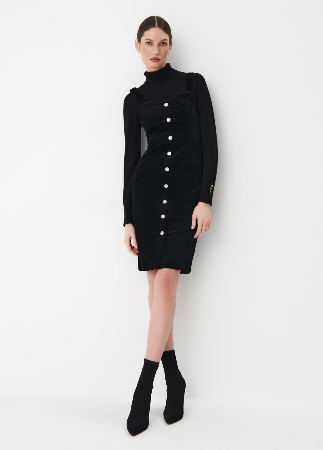 Чорна кежуал сукня футляр Mohito однотонна