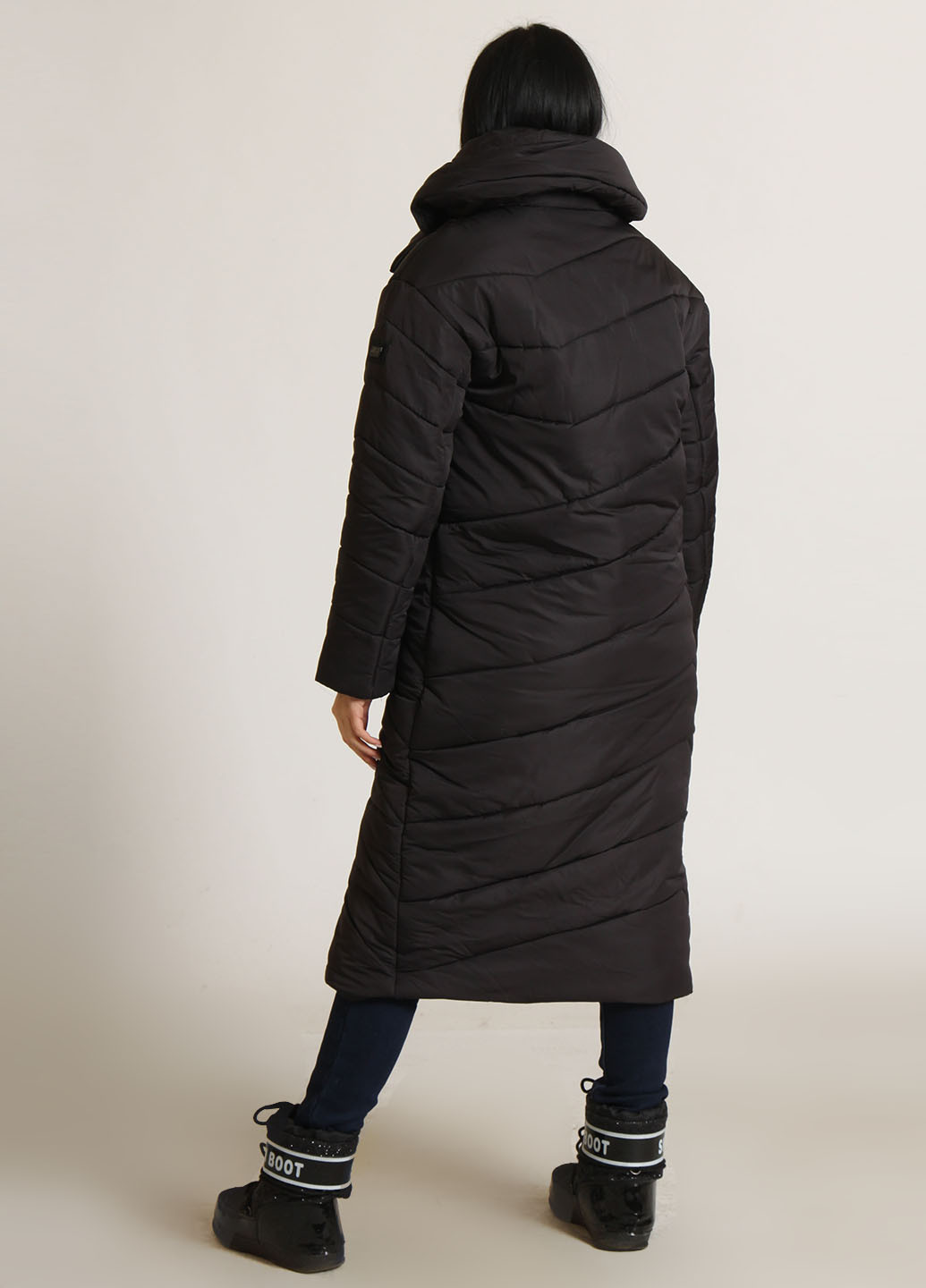 Черная зимняя куртка Shotelli