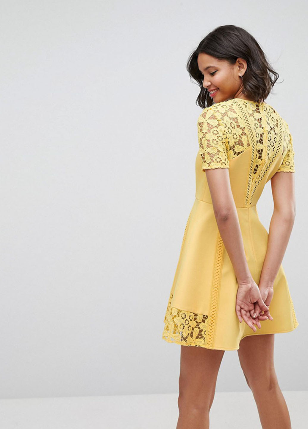 Желтое кэжуал платье Asos однотонное