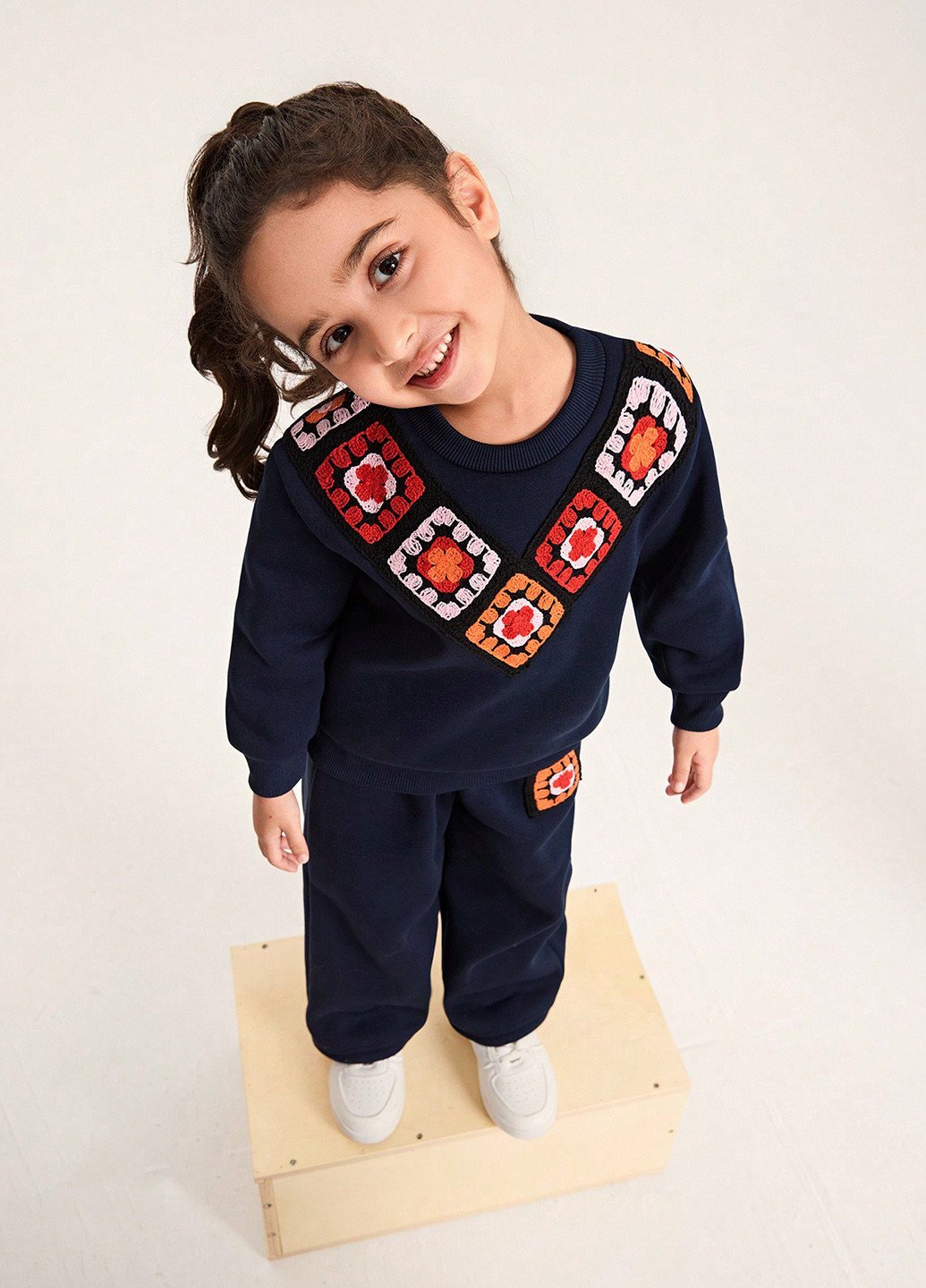 Темно-синий демисезонный костюм (свитшот, брюки) брючный SHEIN