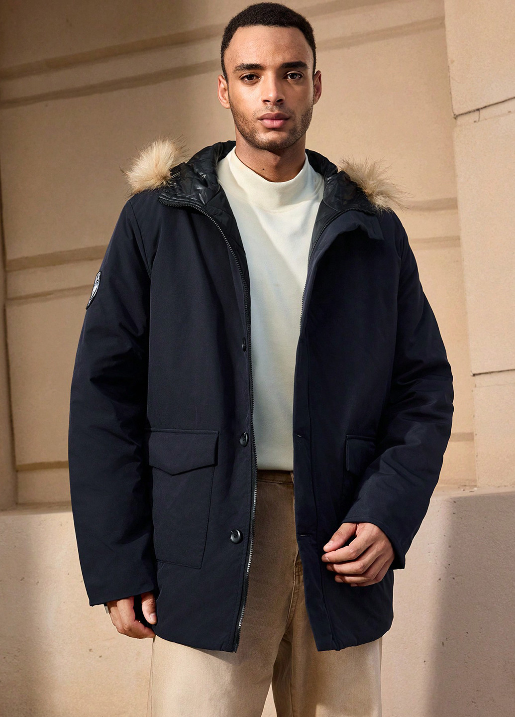 Темно-синяя зимняя куртка SHEIN