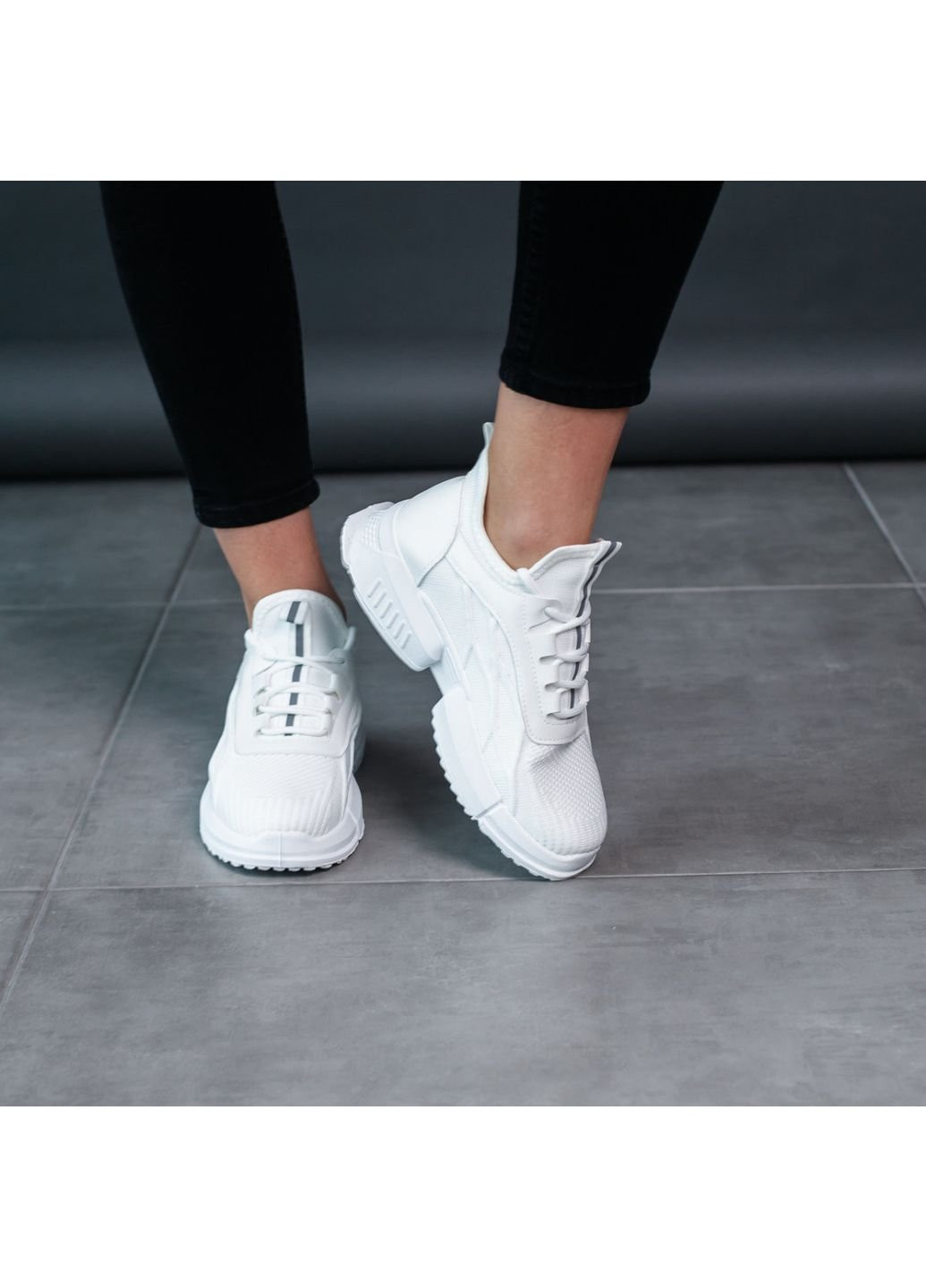 Белые демисезонные кроссовки женские khaleesi 3489 40 25 см белый Fashion