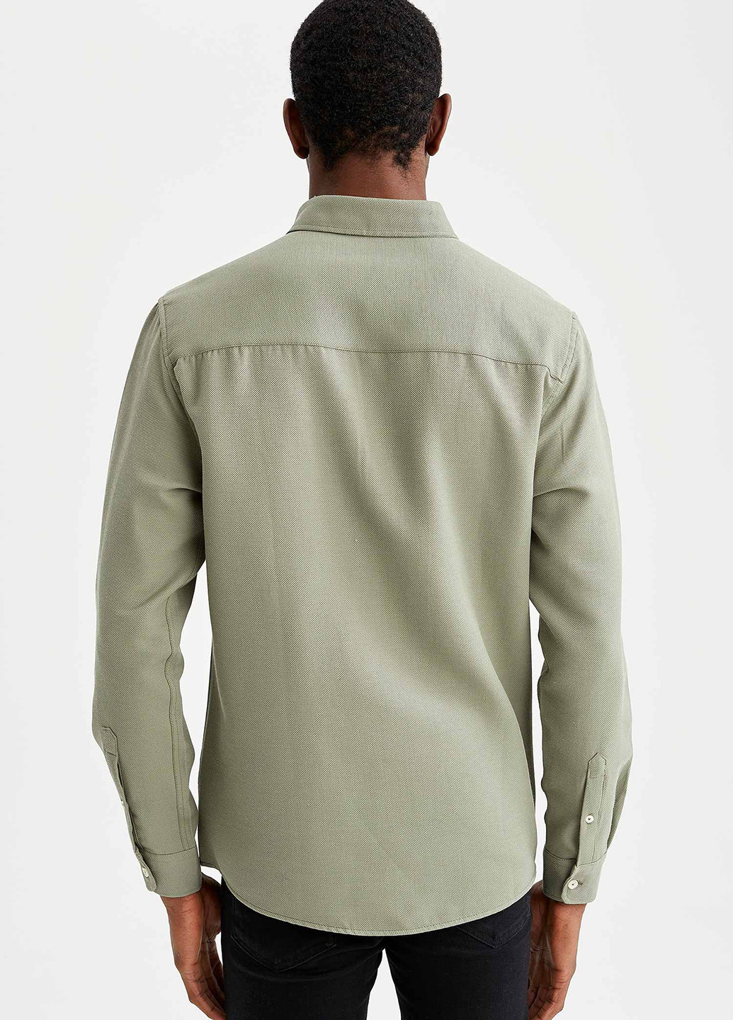Серо-зеленая кэжуал рубашка однотонная DeFacto