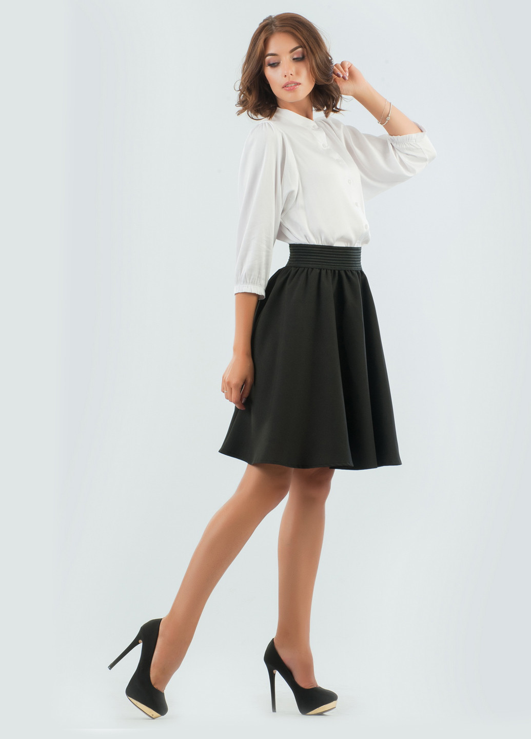 Черная офисная однотонная юбка V&V