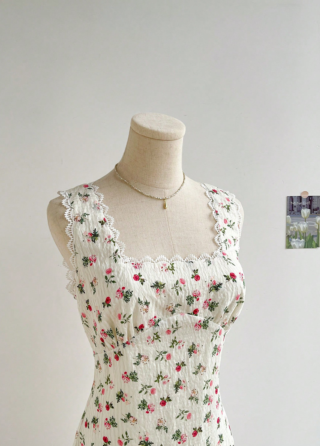 Молочна кежуал сукня а-силует SHEIN з квітковим принтом