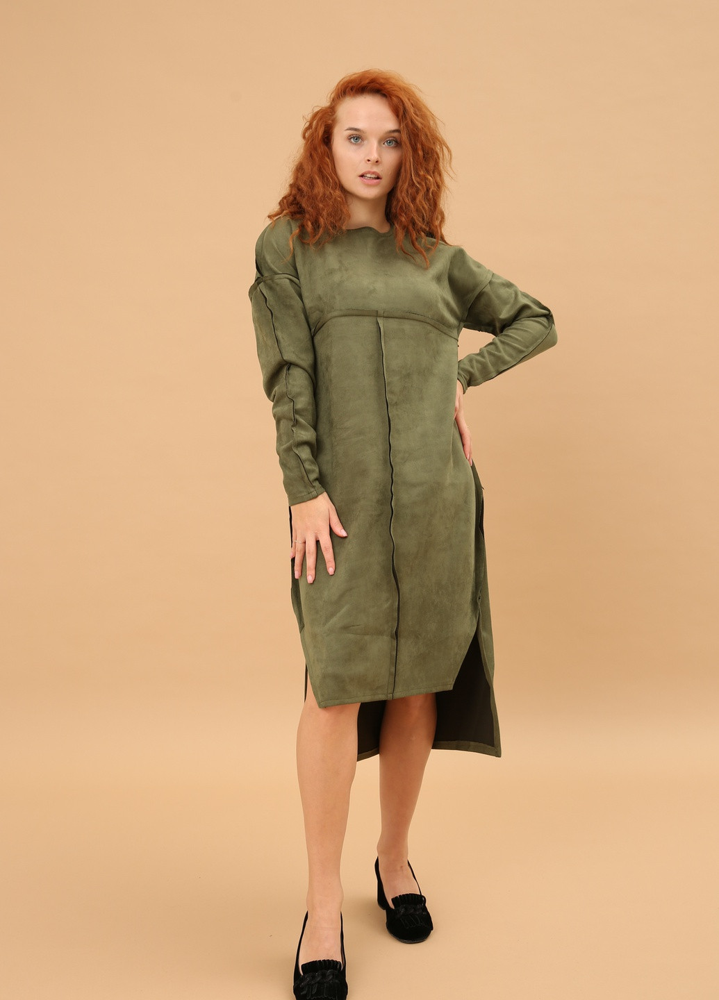 Зелена кежуал сукня із замші з декоративними швами INNOE однотонна