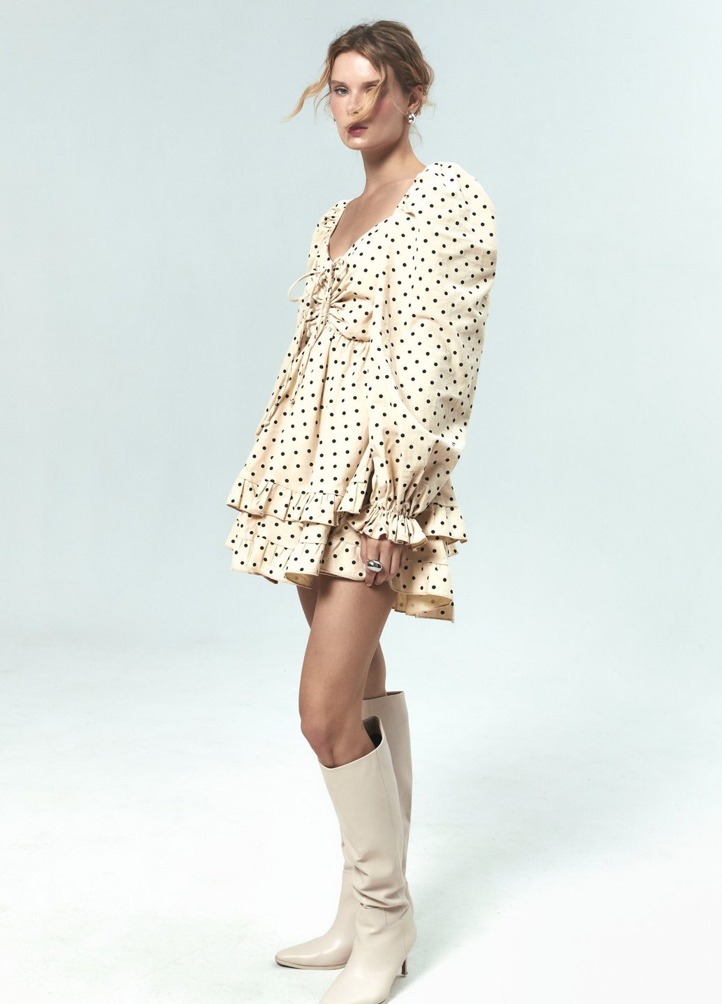 Бежевое кэжуал платье клеш Gepur в горошек