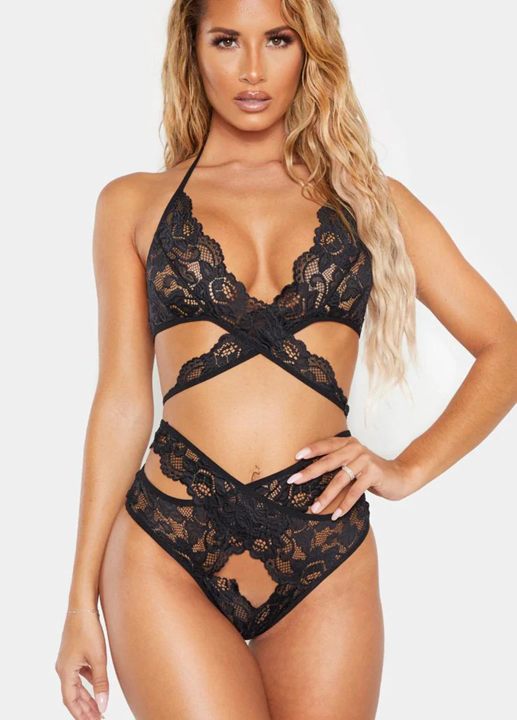 Чорний бюстгальтер PrettyLittleThing поліестер