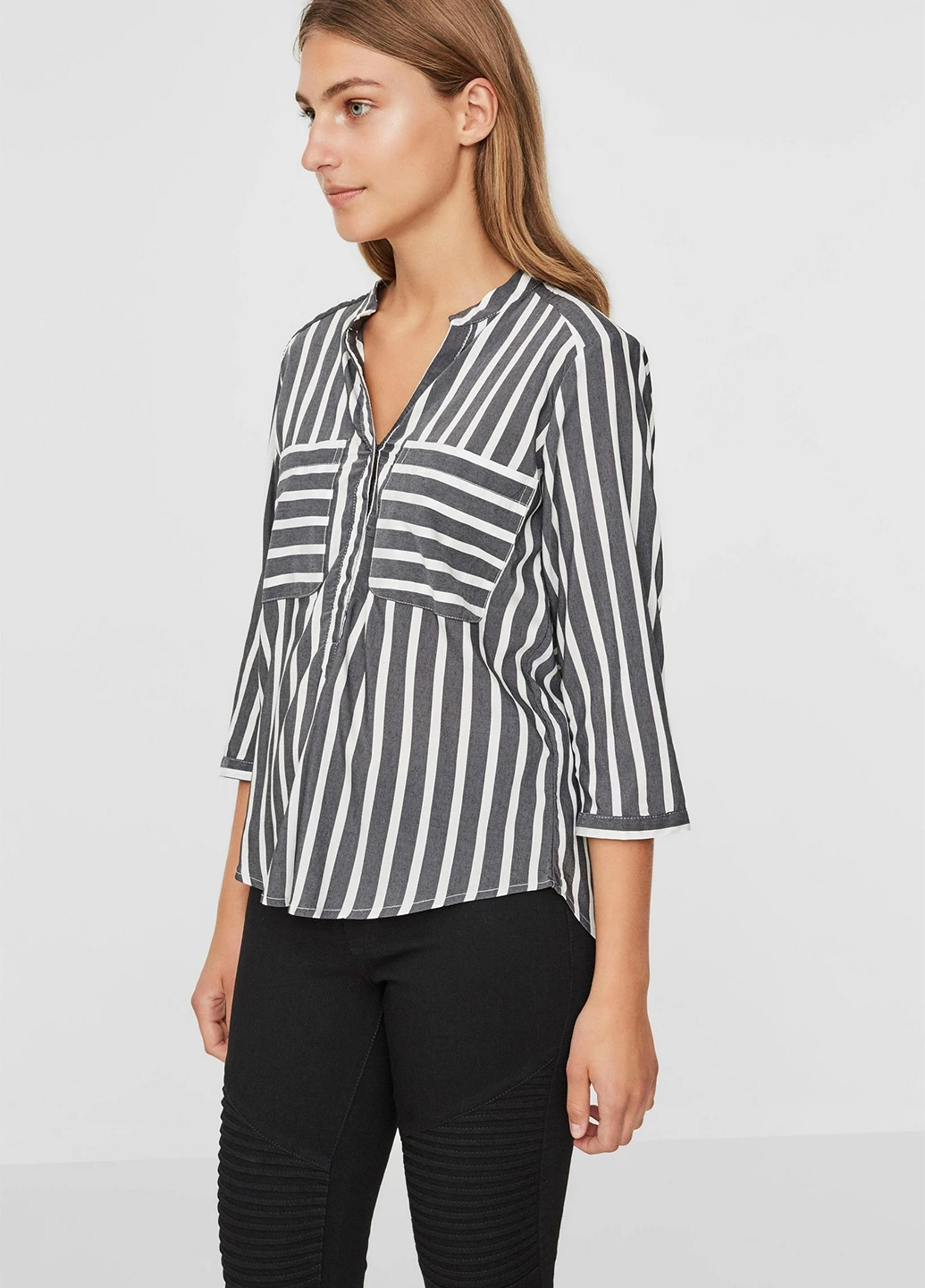 Сіра блуза Vero Moda