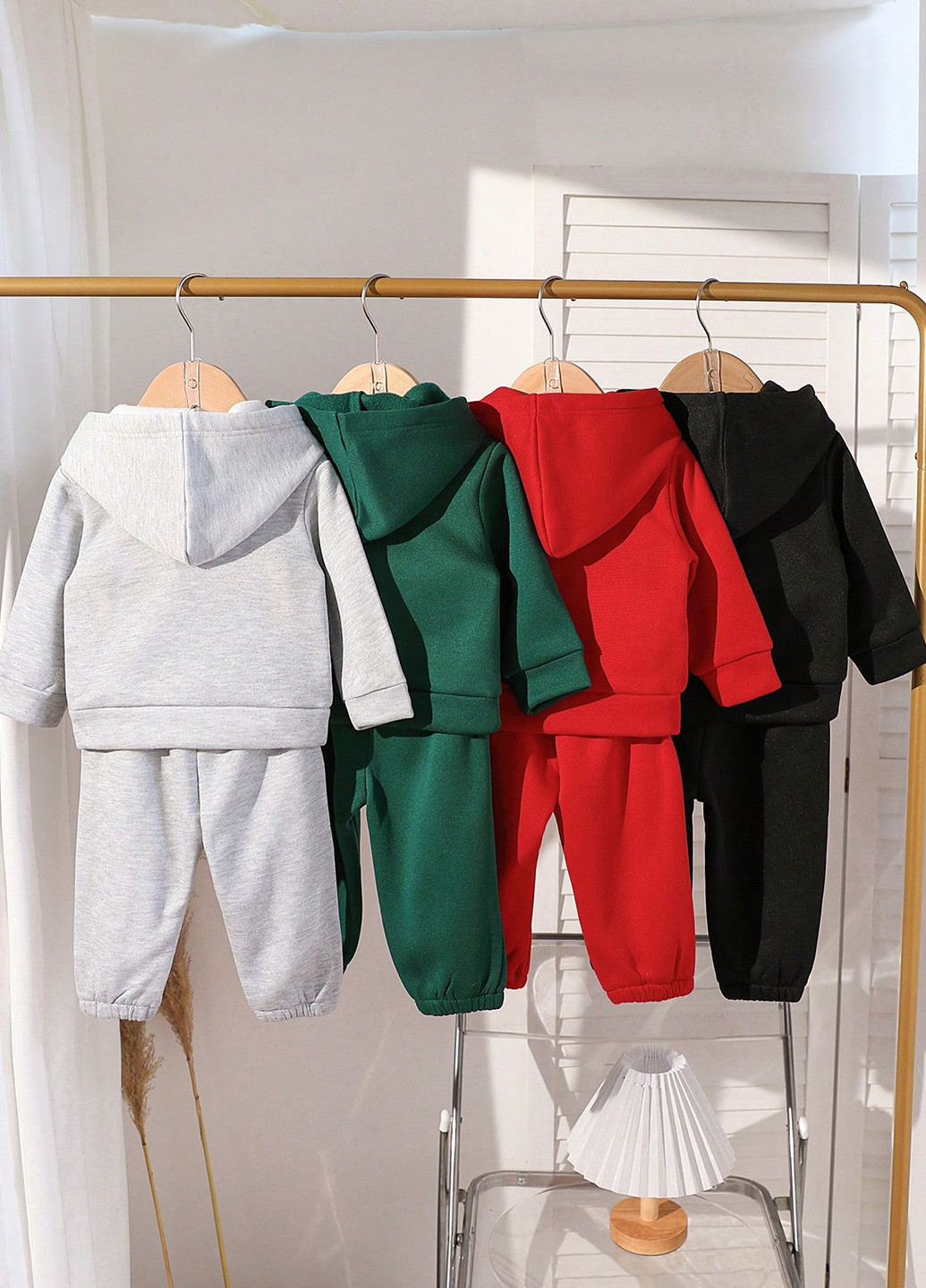 Комбінований зимній костюм (худі (4шт.), брюки (4шт.)) брючний SHEIN