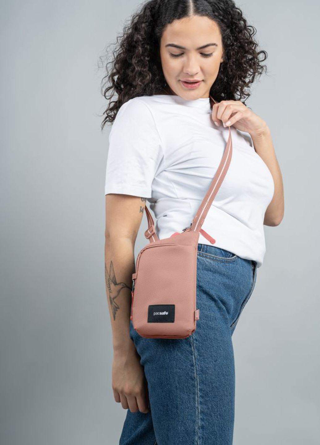 Сумка Pacsafe GO Tech crossbody (328439557)
