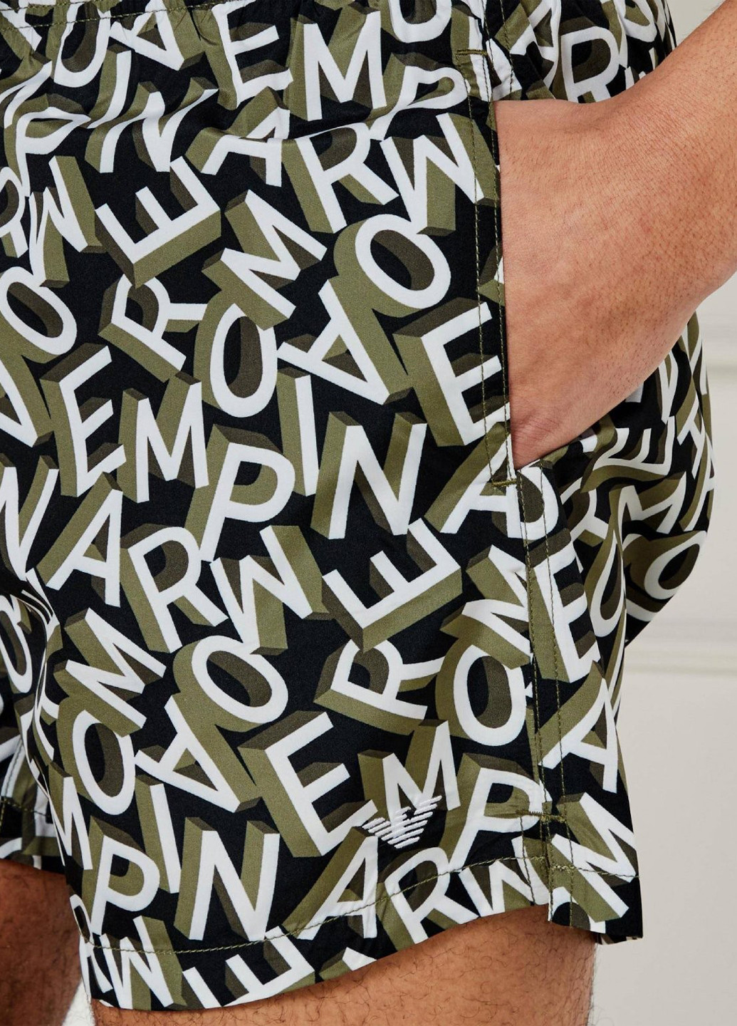 Шорти Emporio Armani (370300180)