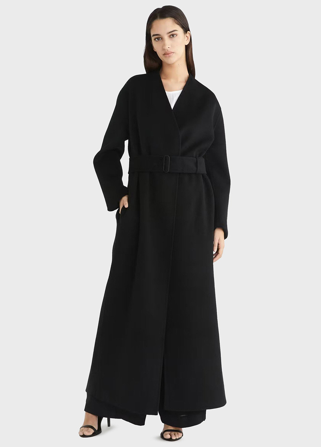 Черное зимнее Пальто Calvin Klein