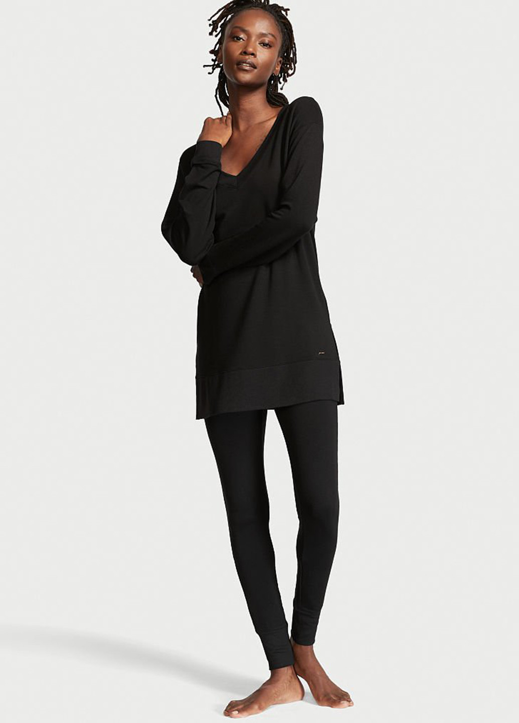 Черная всесезон пижама (лонгслив, леггинсы) лонгслив + леггинсы Victoria's Secret