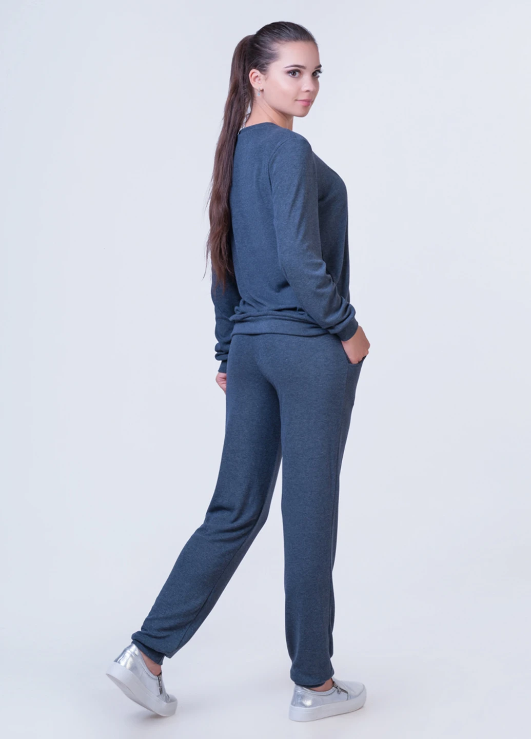Костюм (свитшот, брюки) V&V (17881736)