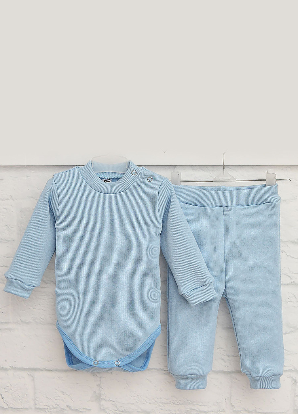 Блакитний демісезонний комплект (боді, штани) Blanka