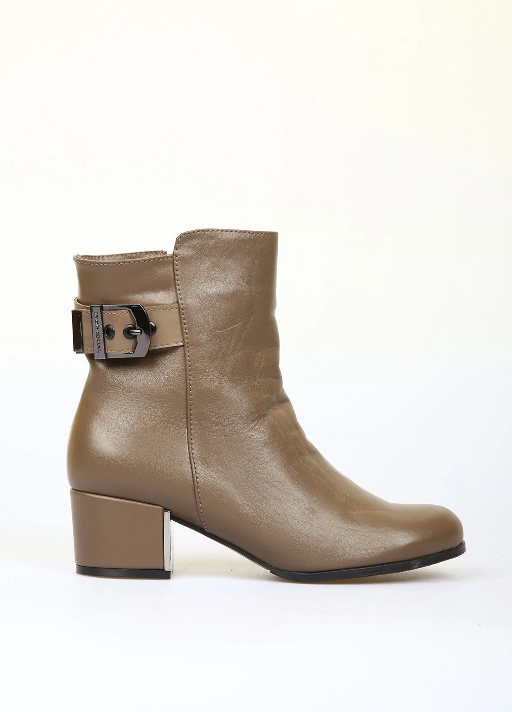 Осенние ботинки Kluchini