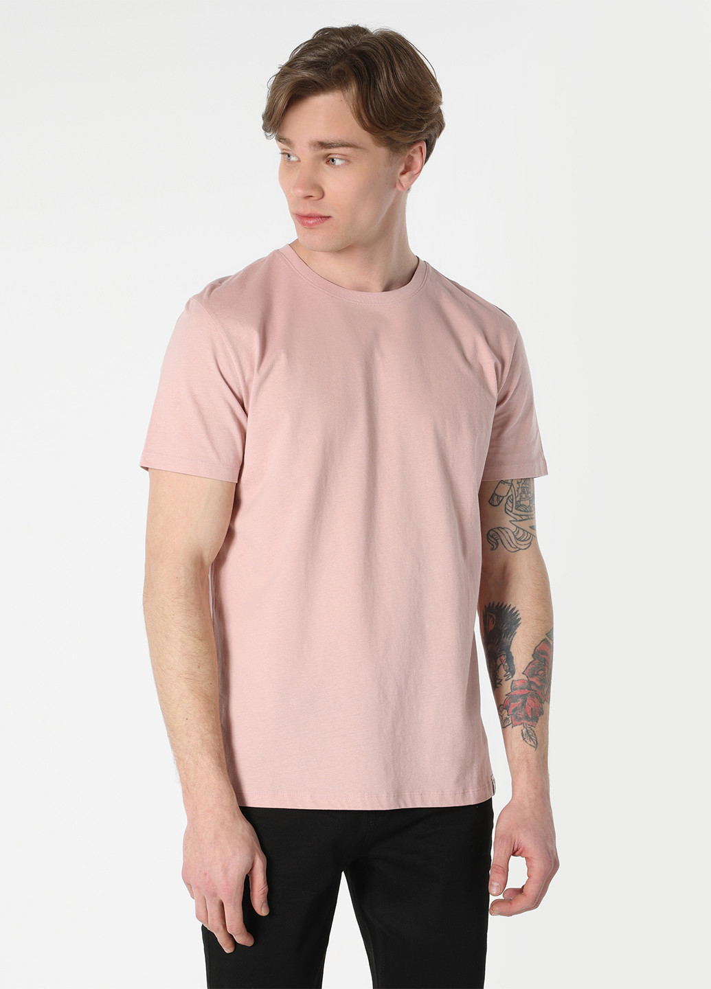 Розовая футболка Colin's