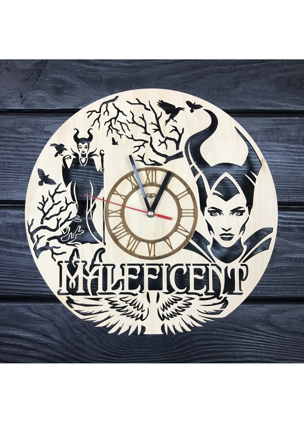Тематические настенные часы из дерева «Малефисента» 7Arts (253566661)