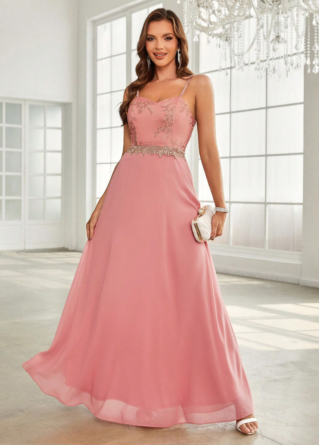 Светло-розовое вечернее платье клеш SHEIN однотонное