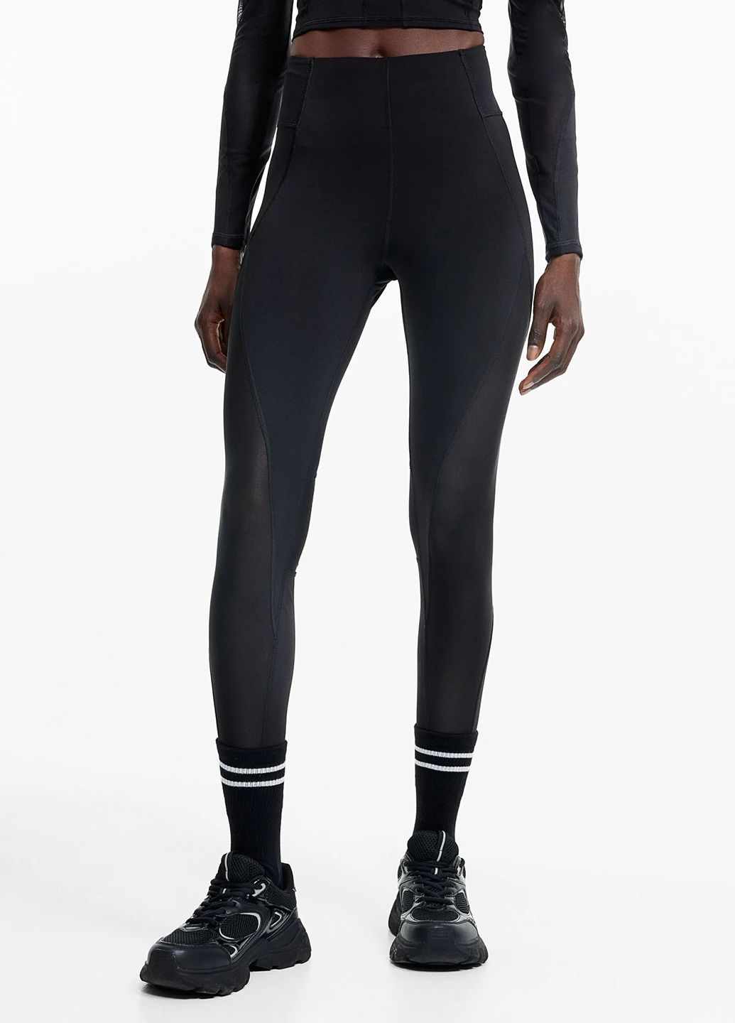 Черные демисезонные леггинсы H&M