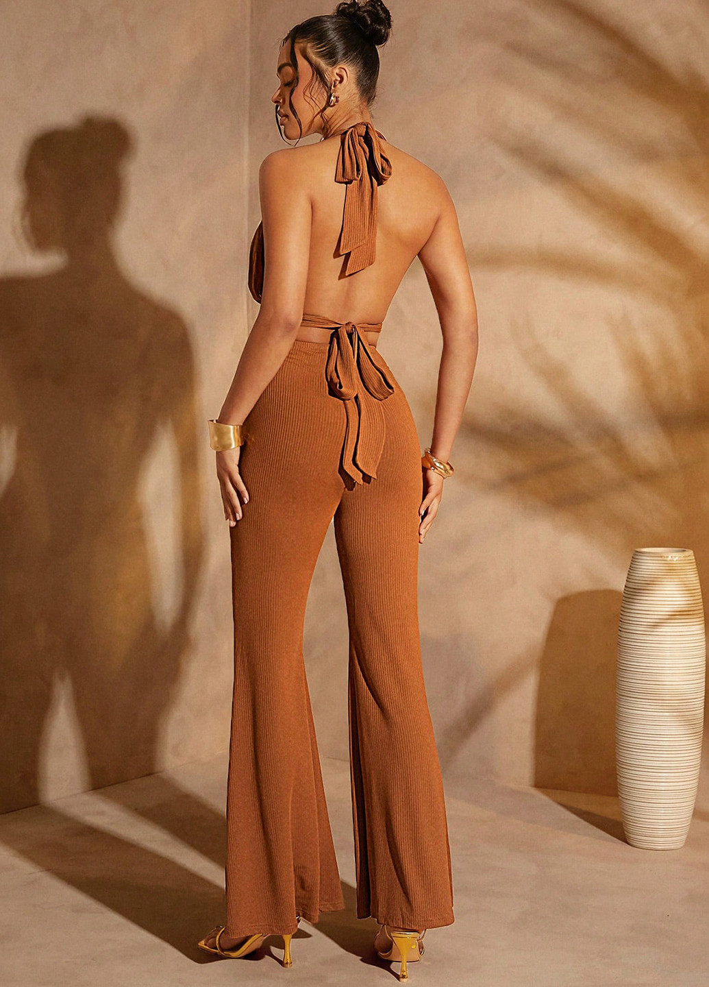 Комбінезон SHEIN комбінезон-брюки однотонний світло-коричневий кежуал поліестер, трикотаж