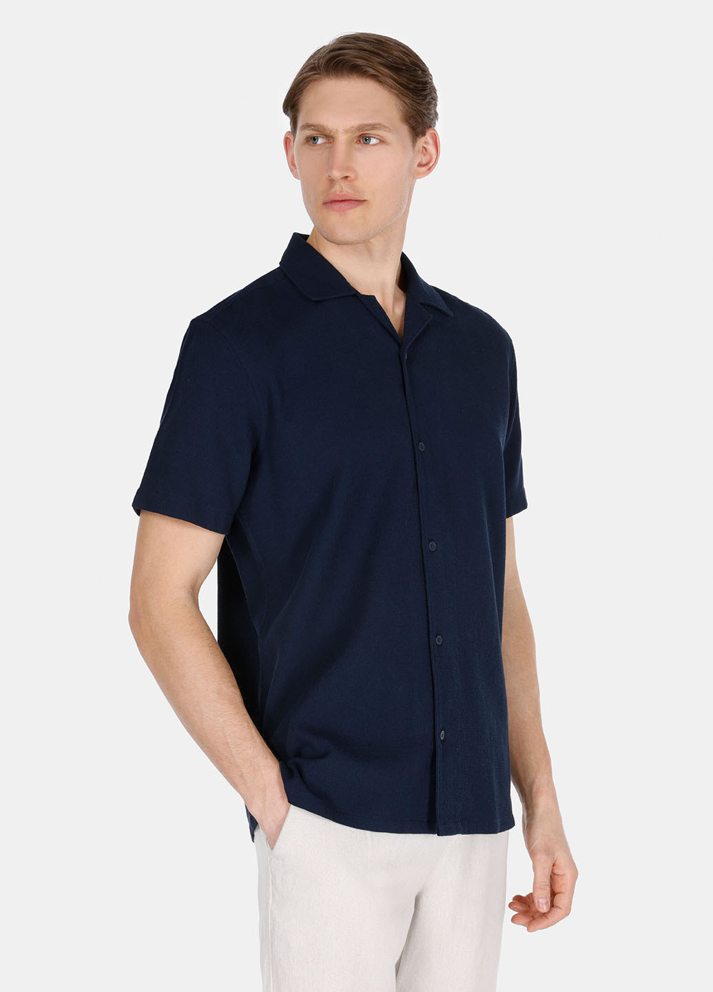 Темно-синяя кэжуал рубашка однотонная Colin's