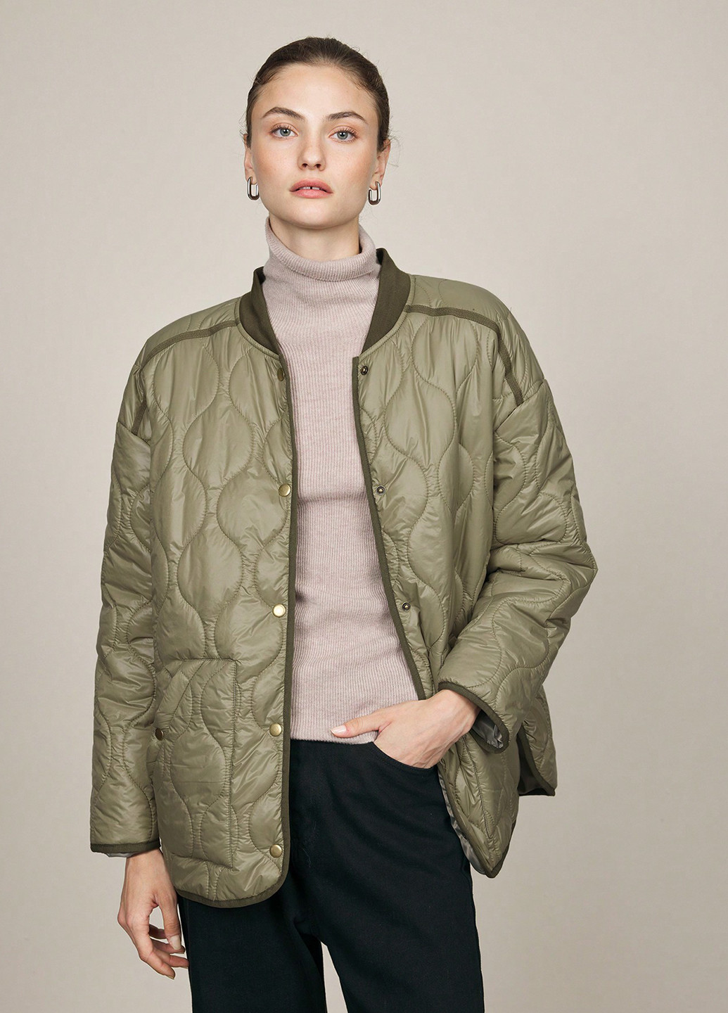 Оливкова демісезонна куртка куртка-лайнер SHEIN