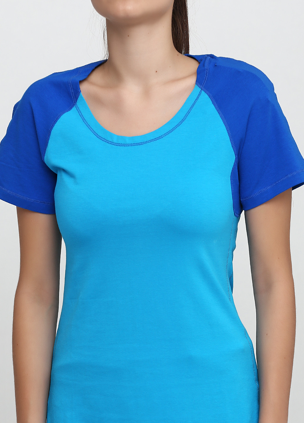 Синяя всесезон футболка DIVO