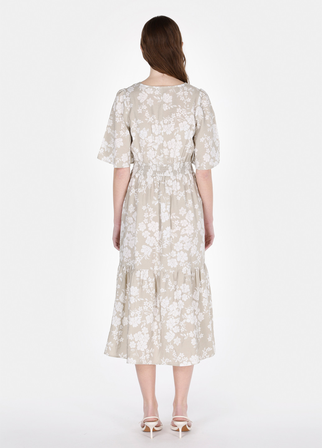 Світло-бежева кежуал сукня кльош Colin's з квітковим принтом