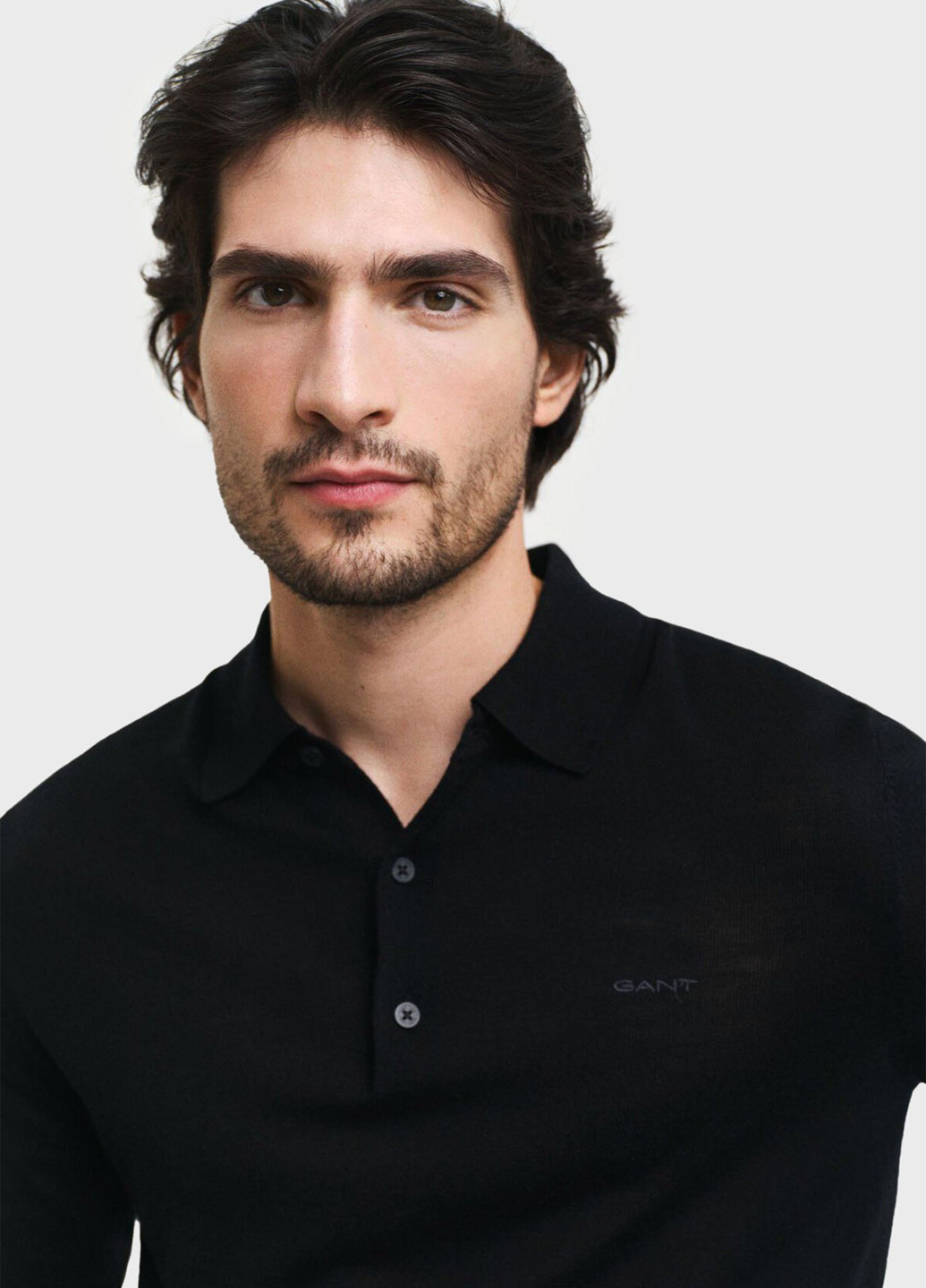 Чорний зимовий светр Gant